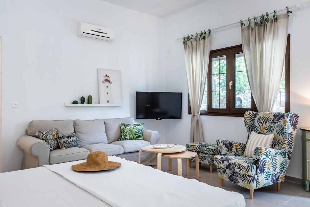 Oikia Guesthouse Stafylos Buitenkant foto